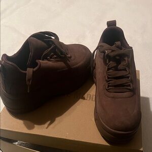 Steve Madden Brown Suede Platform Sneakers